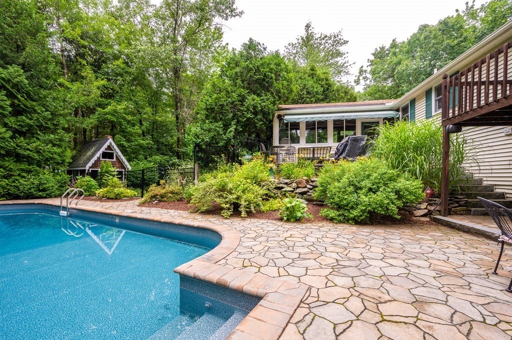216 Beaman Road Sterling, MA 01564 - Photo 26 of 41 Gallery Image 26