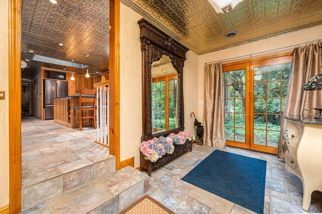 216 Beaman Road Sterling, MA 01564 - Photo 3 of 41 Gallery Image 3