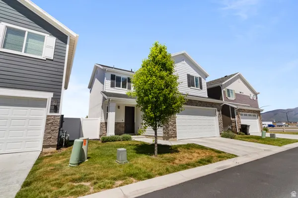 $469,000 | 3233 South Burkhill Lane, Syracuse, UT 84075