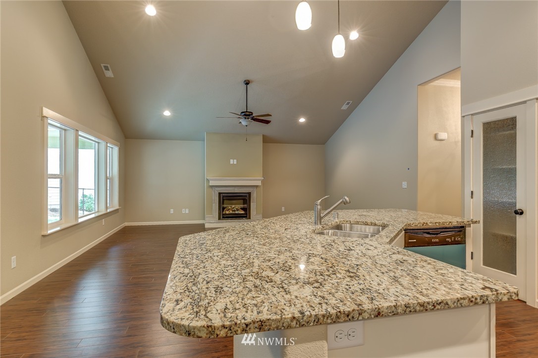 127 Talkeetna Heights Road Longview, WA 98632 - Photo 5 of 18 Gallery Image 5