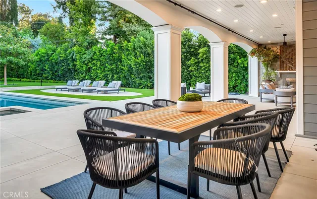 $4,998,000 | 4821 Oak Park Avenue, Encino, CA 91316