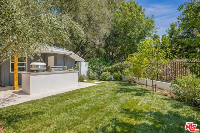 $12,500 | 11349 Canton Drive, Studio City, CA 91604