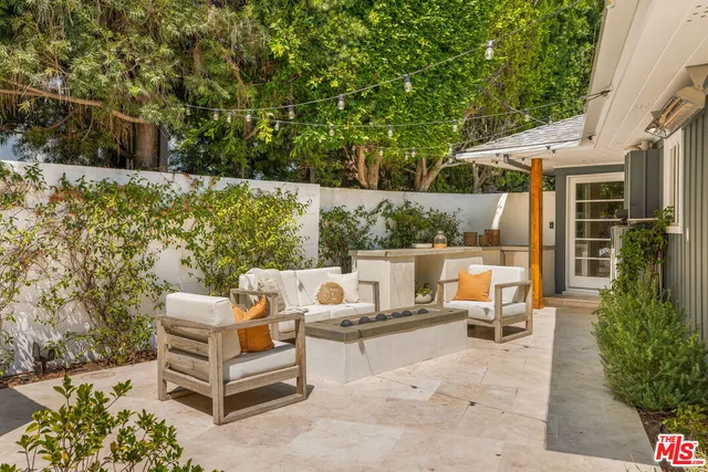 $12,500 | 11349 Canton Drive, Studio City, CA 91604