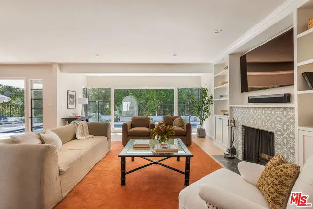 $12,500 | 11349 Canton Drive, Studio City, CA 91604