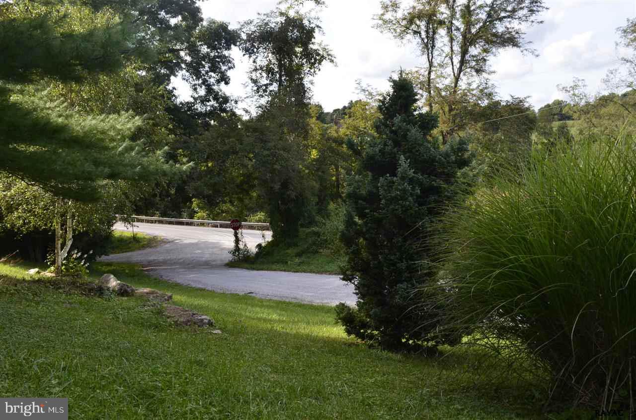321 Reinecke Road Airville, PA 17302 - Photo 4 of 30 Gallery Image 4