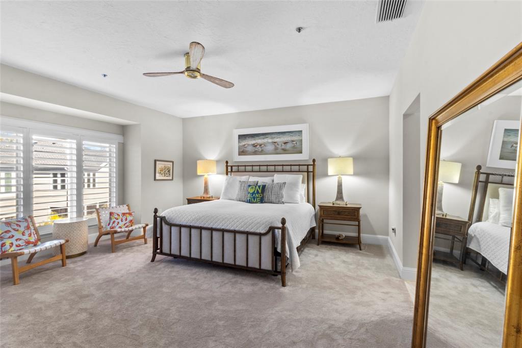 515 Forest Way Longboat Key, FL 34228 - Photo 20 of 53