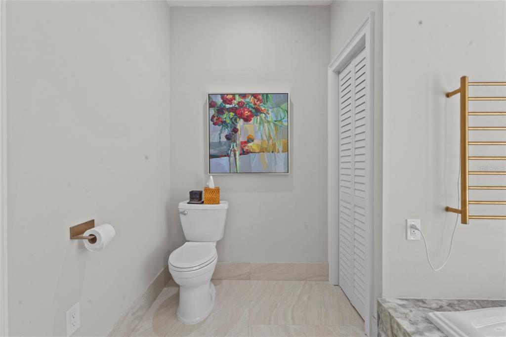 515 Forest Way Longboat Key, FL 34228 - Photo 26 of 53