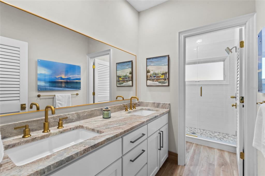 515 Forest Way Longboat Key, FL 34228 - Photo 34 of 53