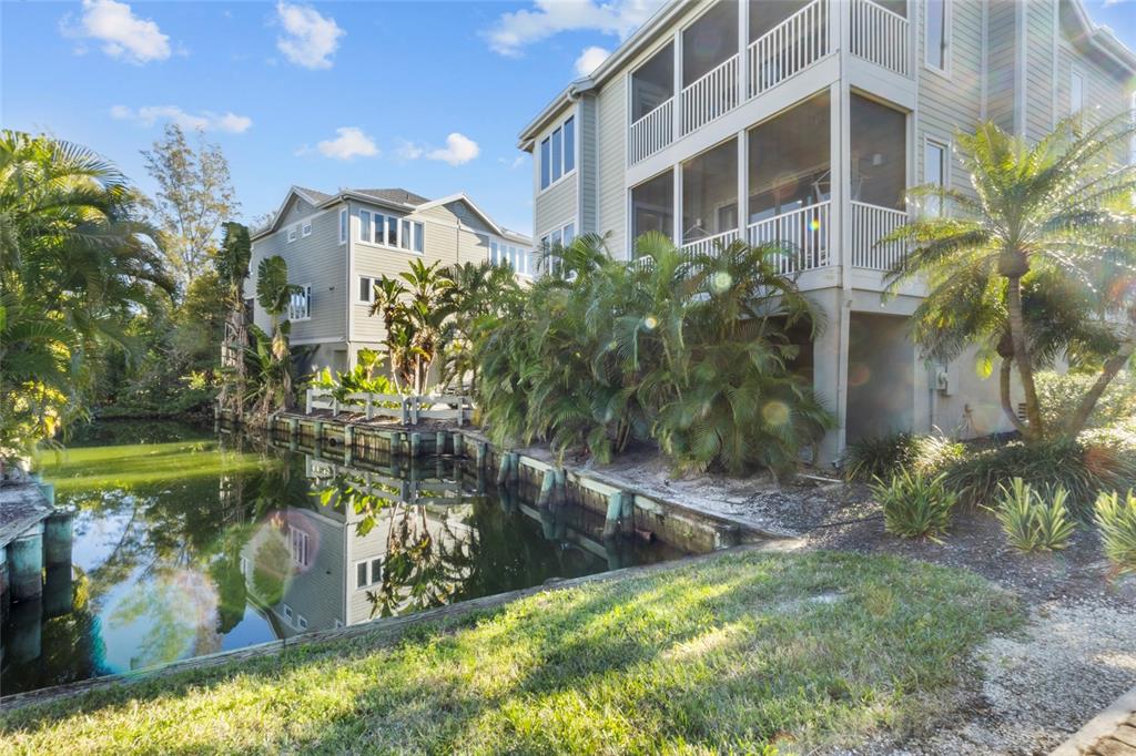 515 Forest Way Longboat Key, FL 34228 - Photo 41 of 53