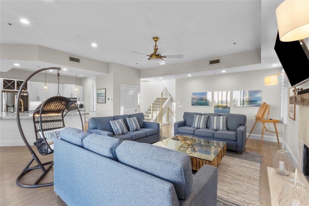 515 Forest Way Longboat Key, FL 34228 - Photo 8 of 53