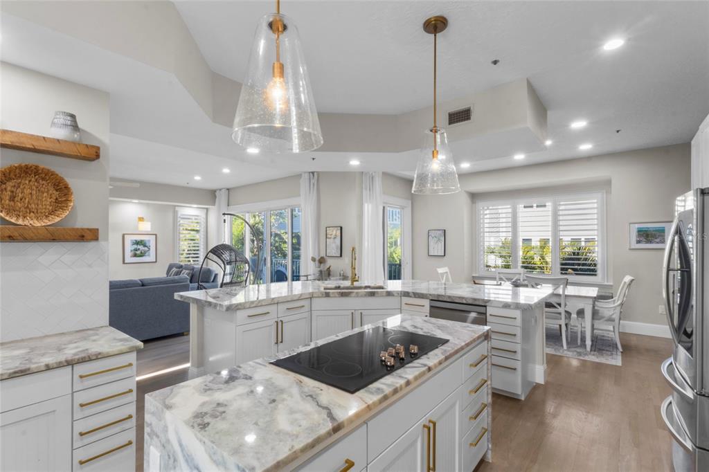 515 Forest Way Longboat Key, FL 34228 - Photo 9 of 53