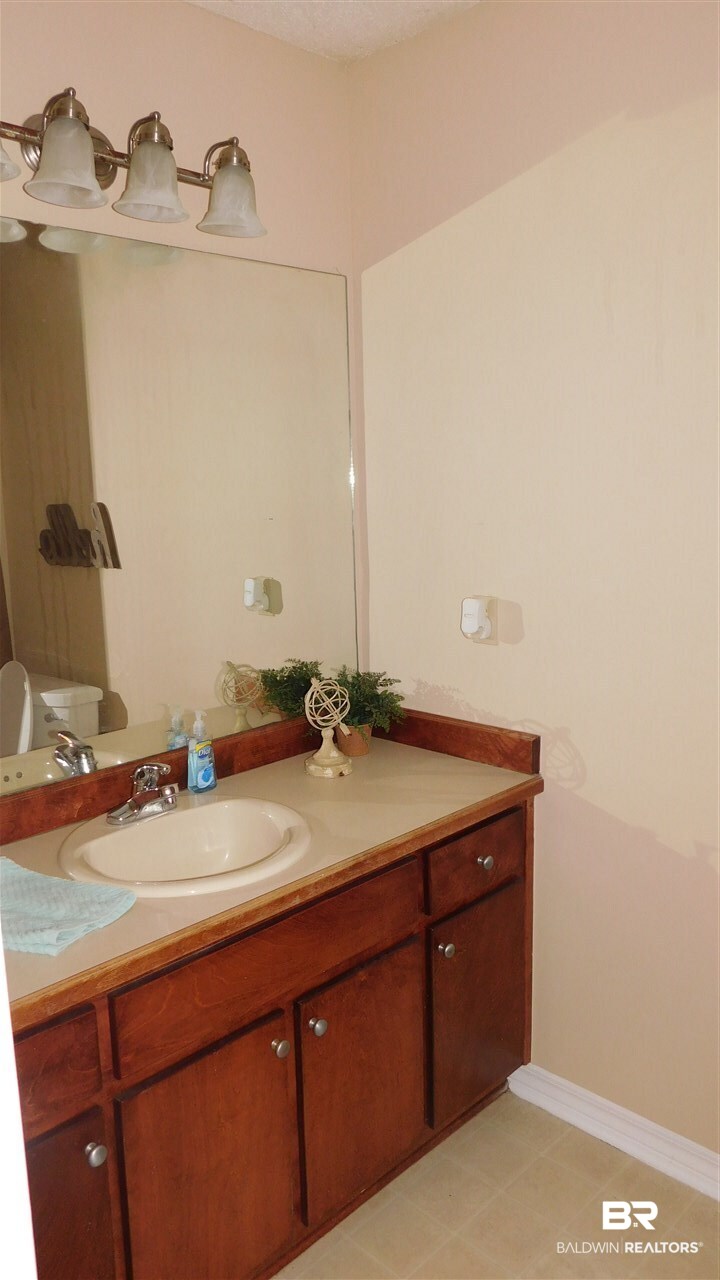 19814 Keller Road Foley, AL 36535 - Photo 19 of 30 Master Bedroom