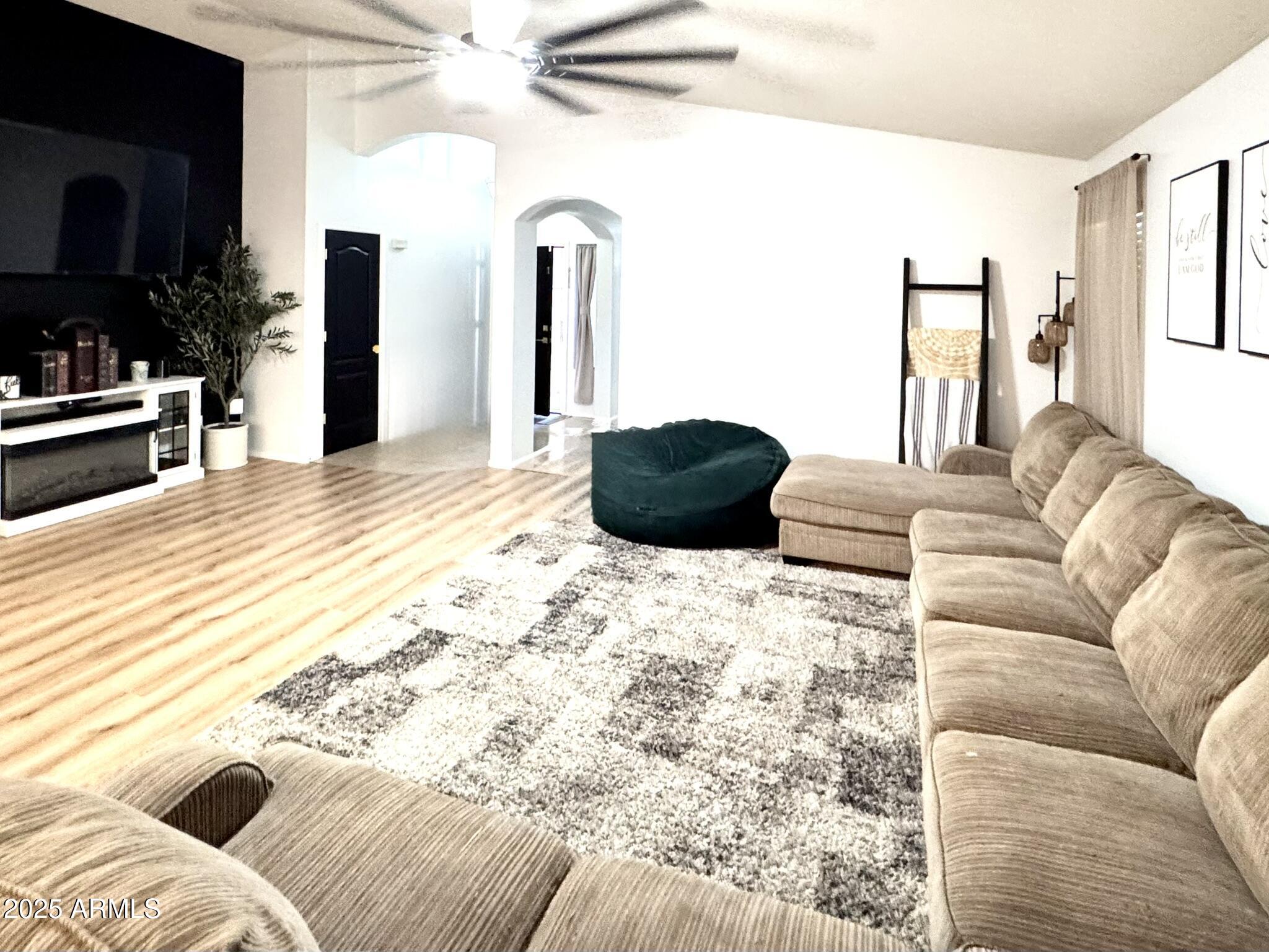 9331 West Heber Road Tolleson, AZ 85353 - Photo 8 of 23 Living Room 2