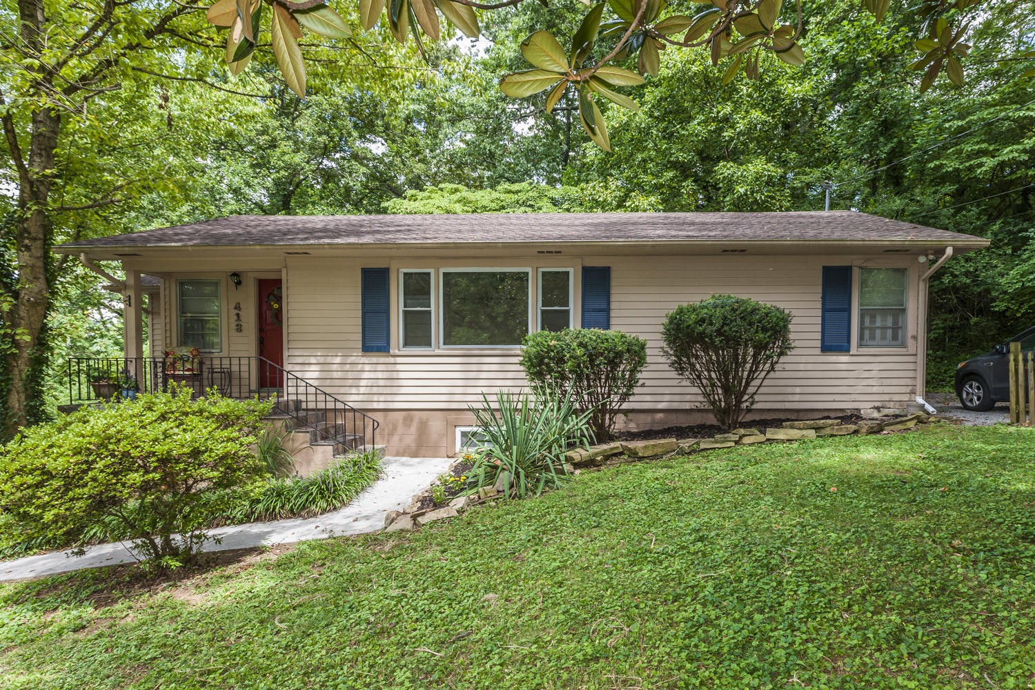 418 Overhill Road Knoxville, TN 37914 - Photo 1 of 29 Gallery Image 1