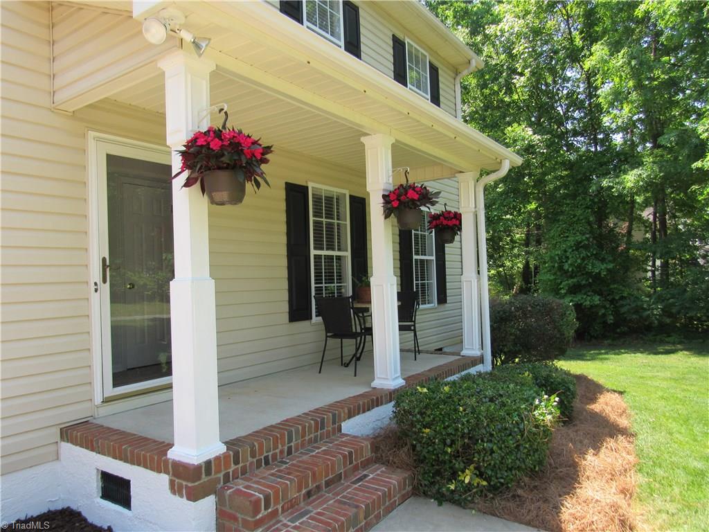 8207 Daltonshire Drive Oak Ridge, NC 27310 - Photo 8 of 30 Gallery Image 8