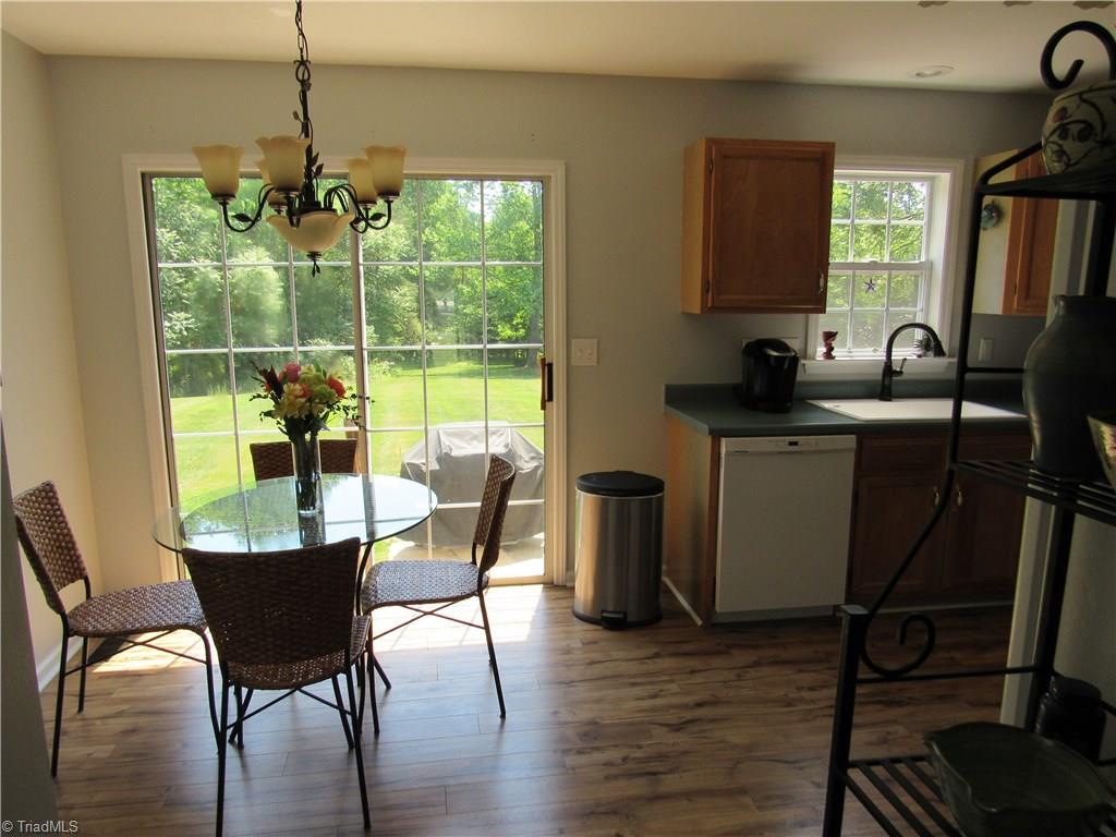 8207 Daltonshire Drive Oak Ridge, NC 27310 - Photo 9 of 30 Gallery Image 9