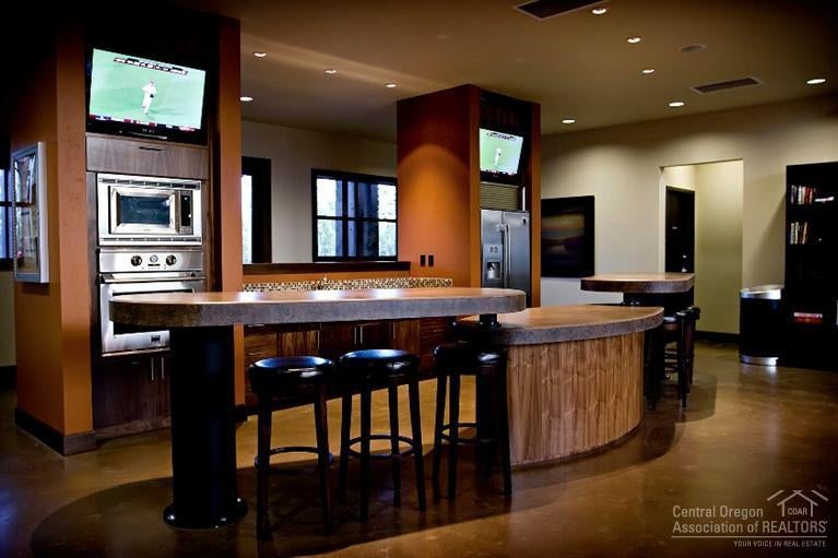 20908 Sotra Loop Bend, OR 97702 - Photo 15 of 22 Gallery Image 15