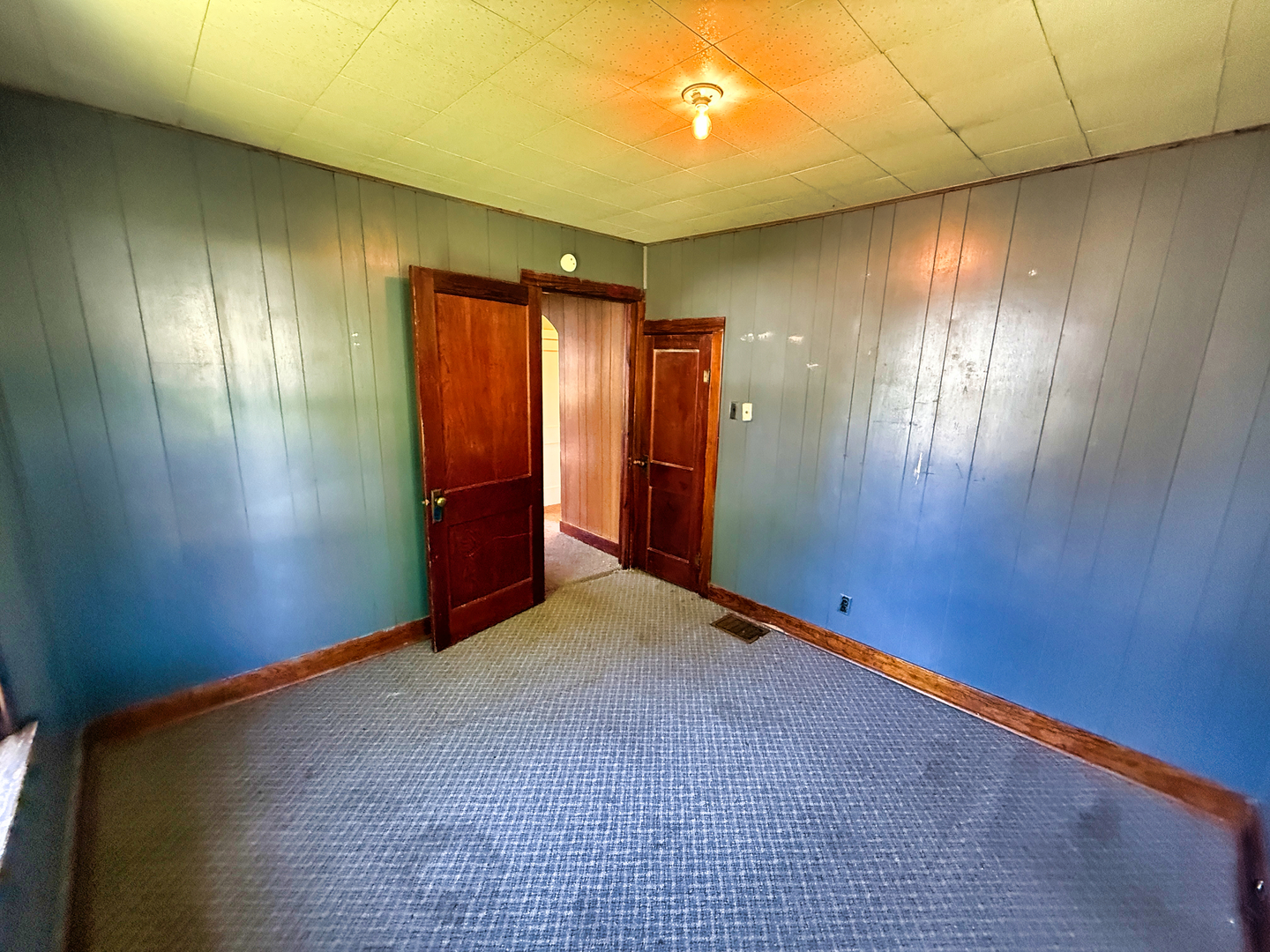 426 South Locust Street Flora, IL 62839 - Photo 28 of 58 a view of an empty room
