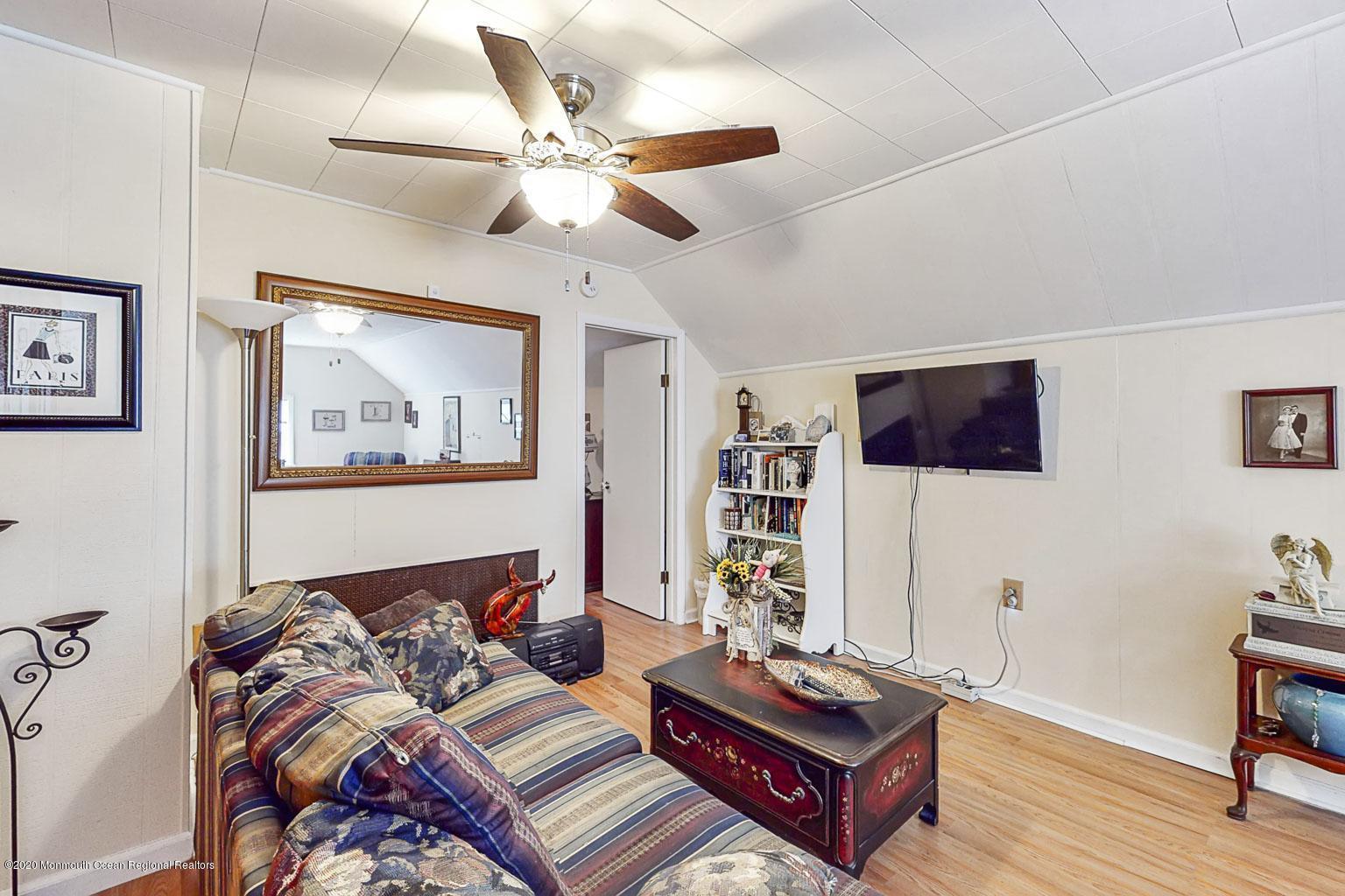 732 Monmouth Road Cream Ridge, NJ 08514 - Photo 15 of 24 Loft area