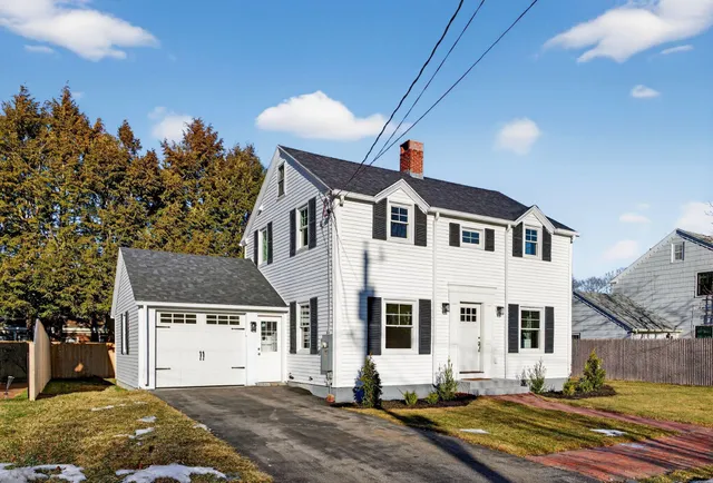 $850,000 | 34 Bay View Drive, Portland, ME 04103
