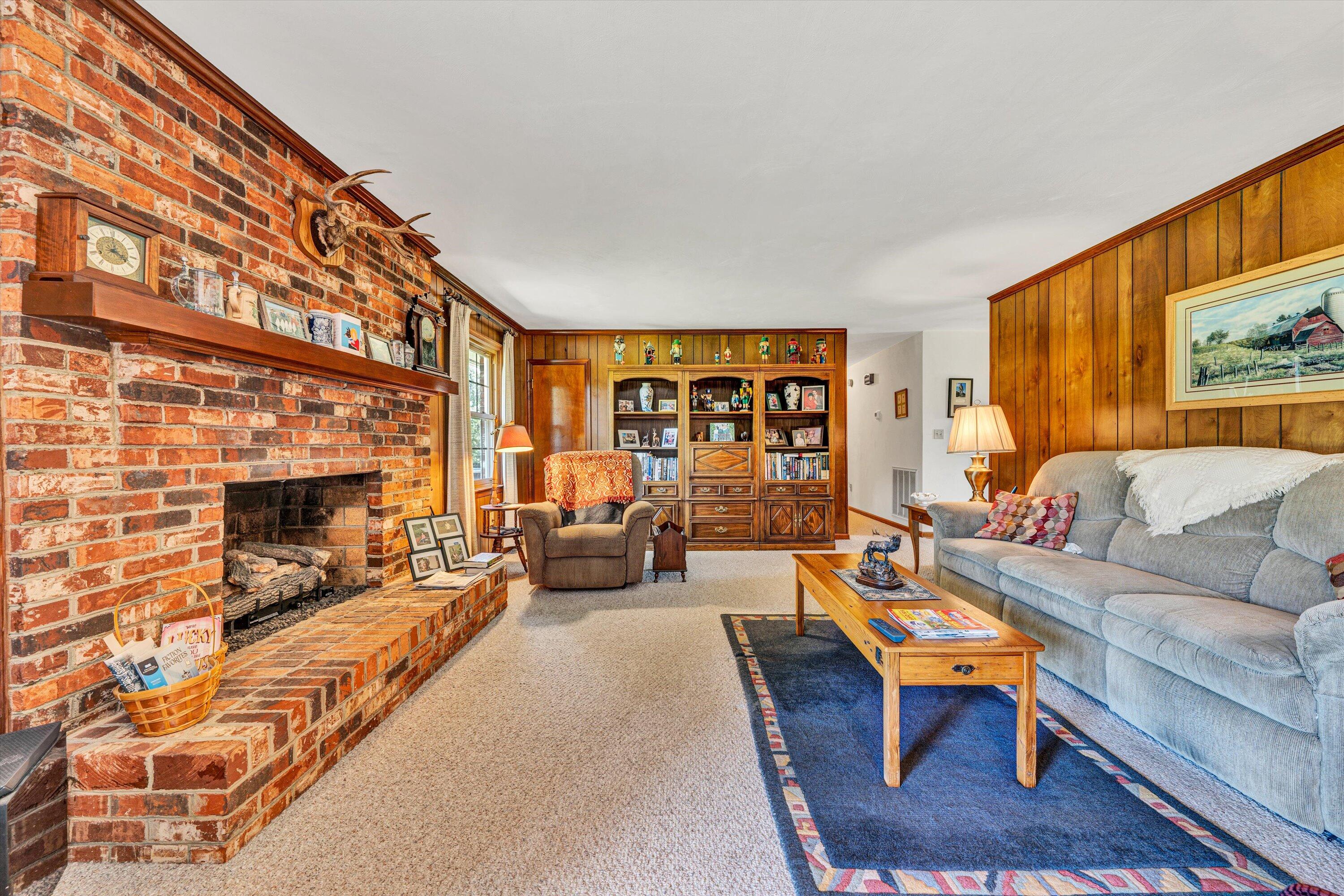 9732 Goodview Road Goodview, VA 24095 - Photo 16 of 56 16-Family Room