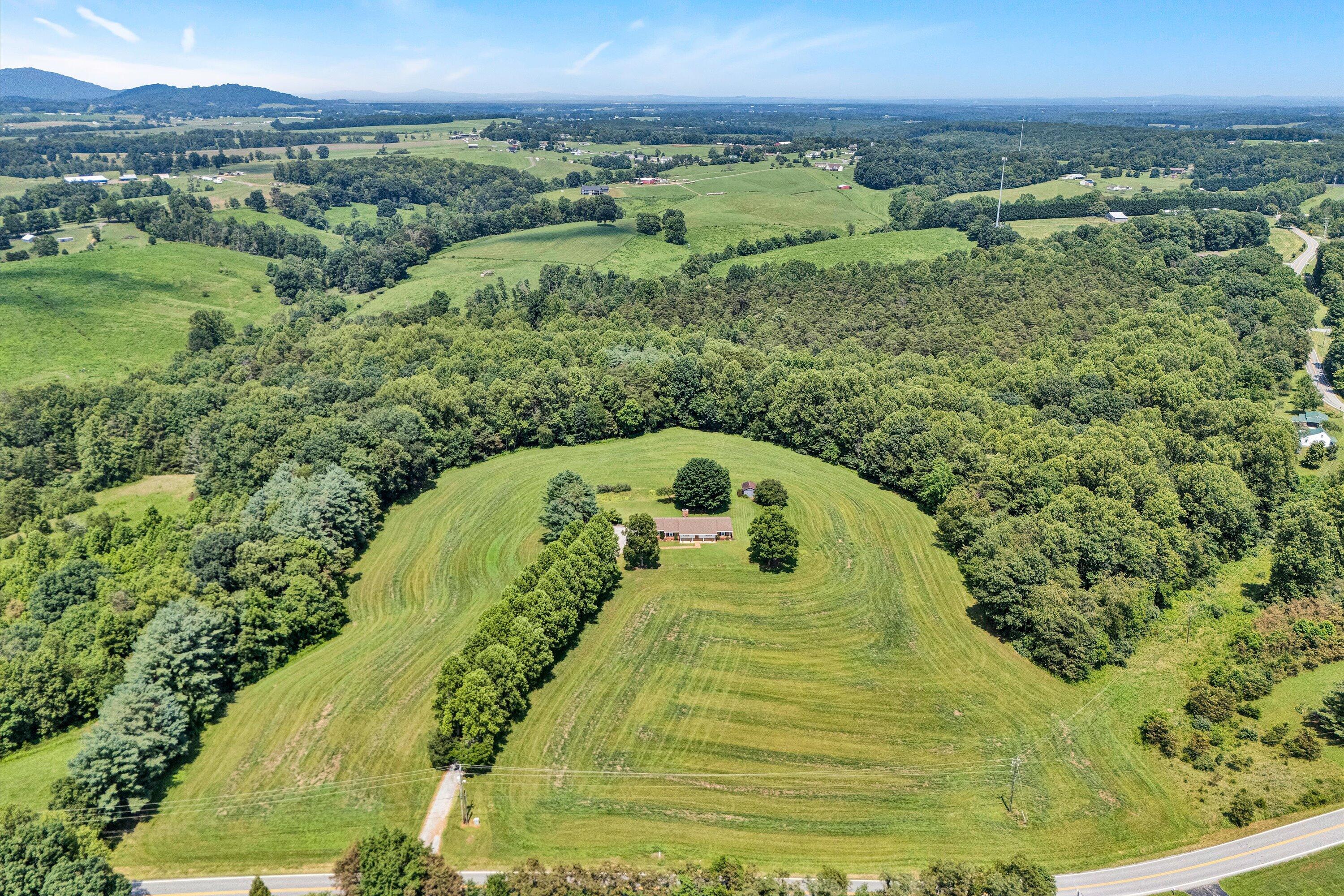 9732 Goodview Road Goodview, VA 24095 - Photo 49 of 56 49-DJI_20250707145354_0182