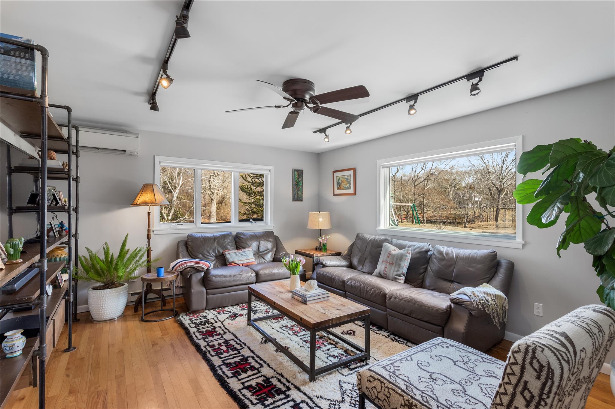15 South Menantic Road Shelter Island, NY 11964 - Photo 28 of 44 a living room with furniture and a window
