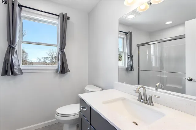 $9,955,000 | 15 South Menantic Road, Shelter Island, NY 11964