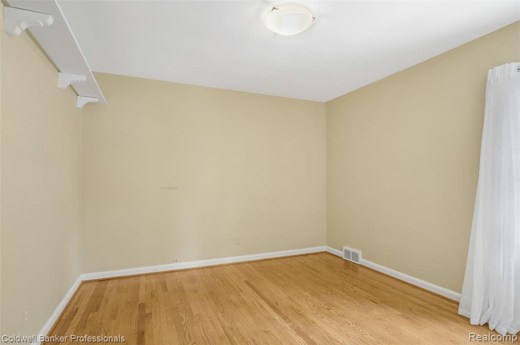 19905 Beverly Road Beverly Hills, MI 48025 - Photo 45 of 98