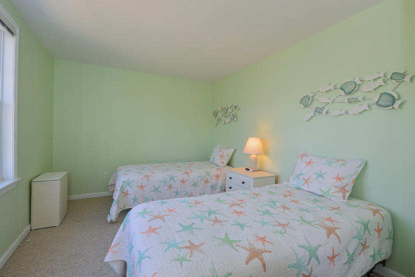 24 Carla Road Hyannis, MA 02601 - Photo 12 of 21 015-Bedroom-3969364-small