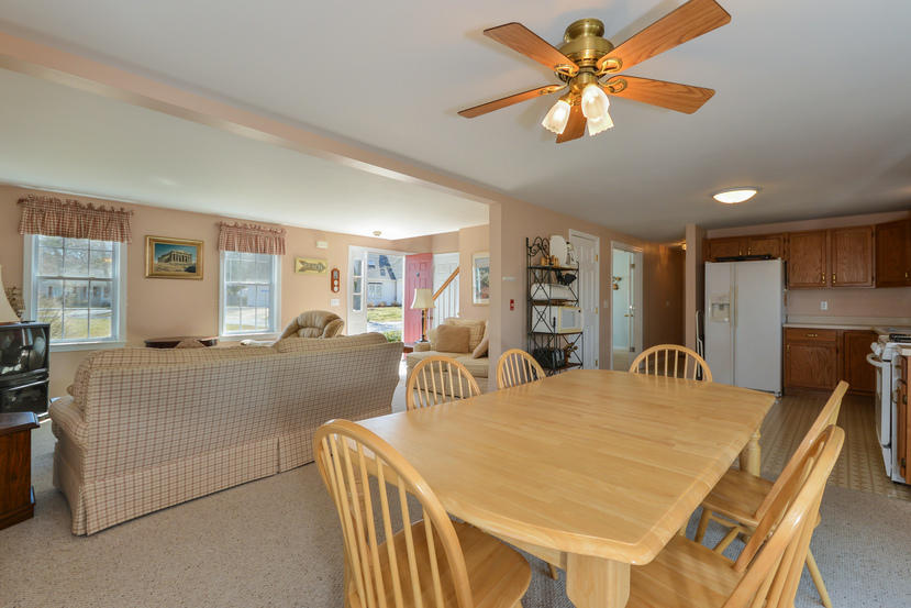 24 Carla Road Hyannis, MA 02601 - Photo 7 of 21 010-Breakfast_Nook-3969353-small