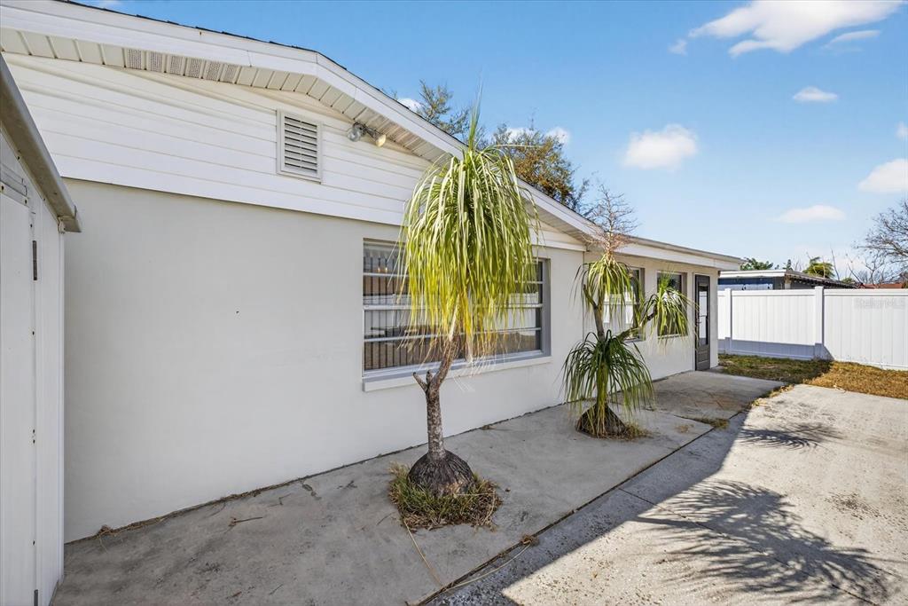 8634 Velvet Drive Port Richey, FL 34668 - Photo 36 of 44 Gallery Image 36