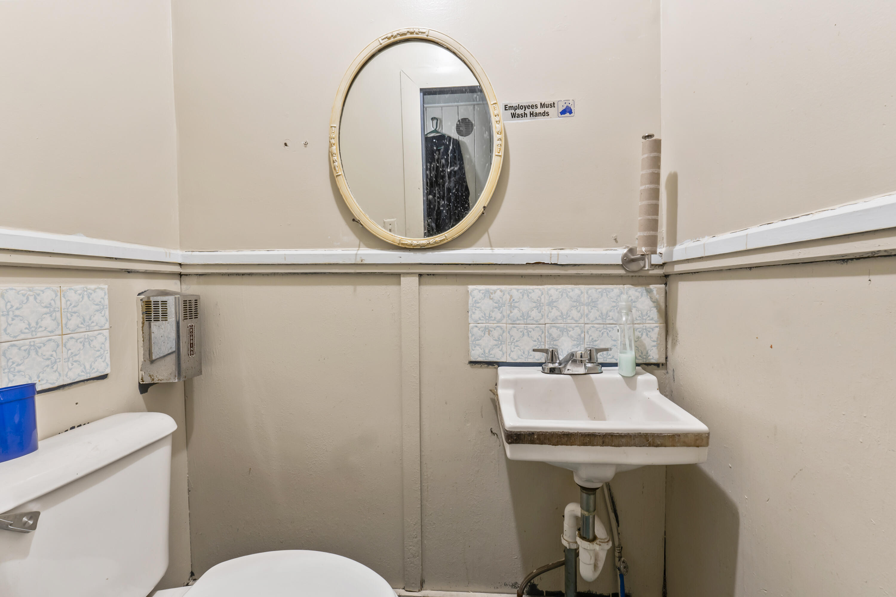 337 Lisbon Street Lewiston, ME 04240 - Photo 22 of 84 337 Lisbon St_122