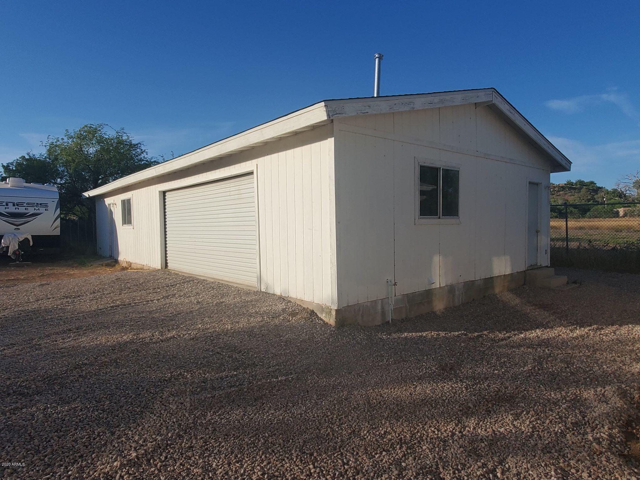 4440 East Waldron Road Rimrock, AZ 86335 - Photo 6 of 27 1152 Sq Ft Garage!!!!
