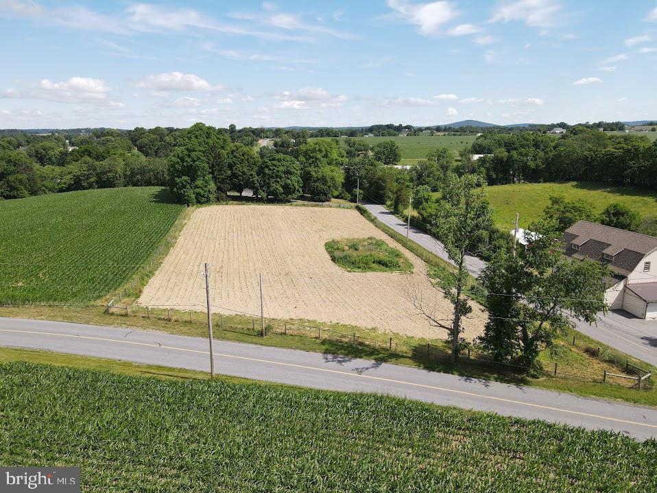 2296 Valley Road Manheim, PA 17545 - Photo 46 of 80