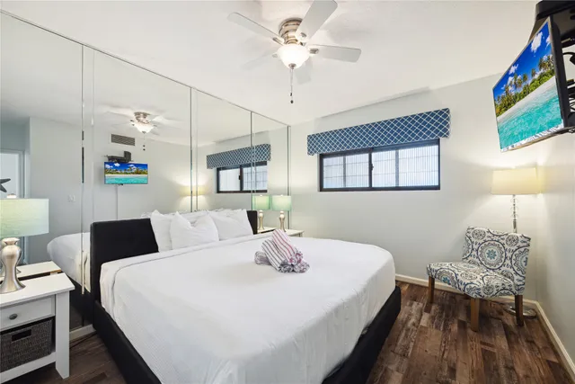 $374,800 | 1401 East Beach Drive, Unit 509, Galveston, TX 77550