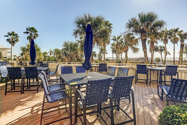 $374,800 | 1401 East Beach Drive, Unit 509, Galveston, TX 77550