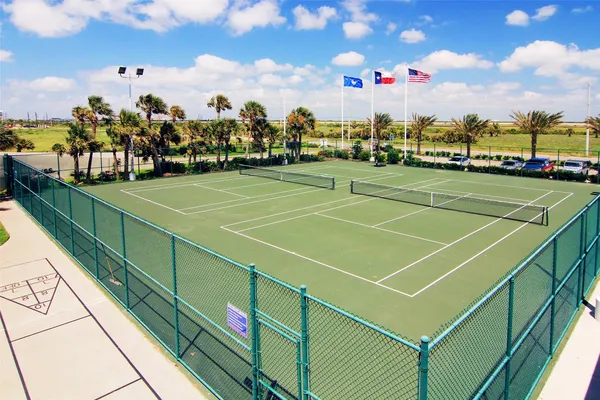 $374,800 | 1401 East Beach Drive, Unit 509, Galveston, TX 77550