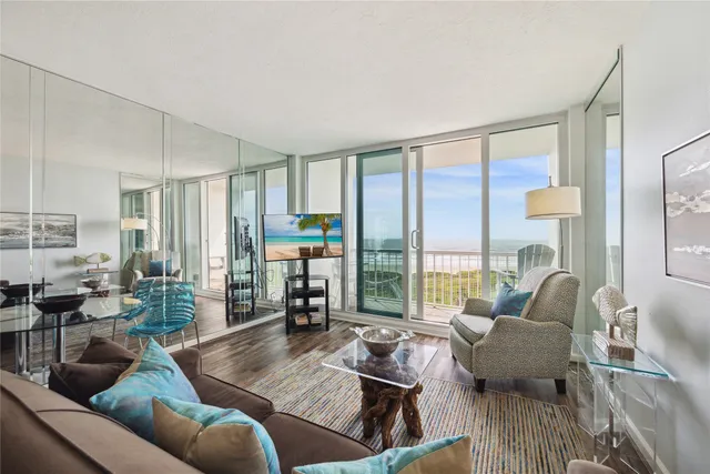 $374,800 | 1401 East Beach Drive, Unit 509, Galveston, TX 77550