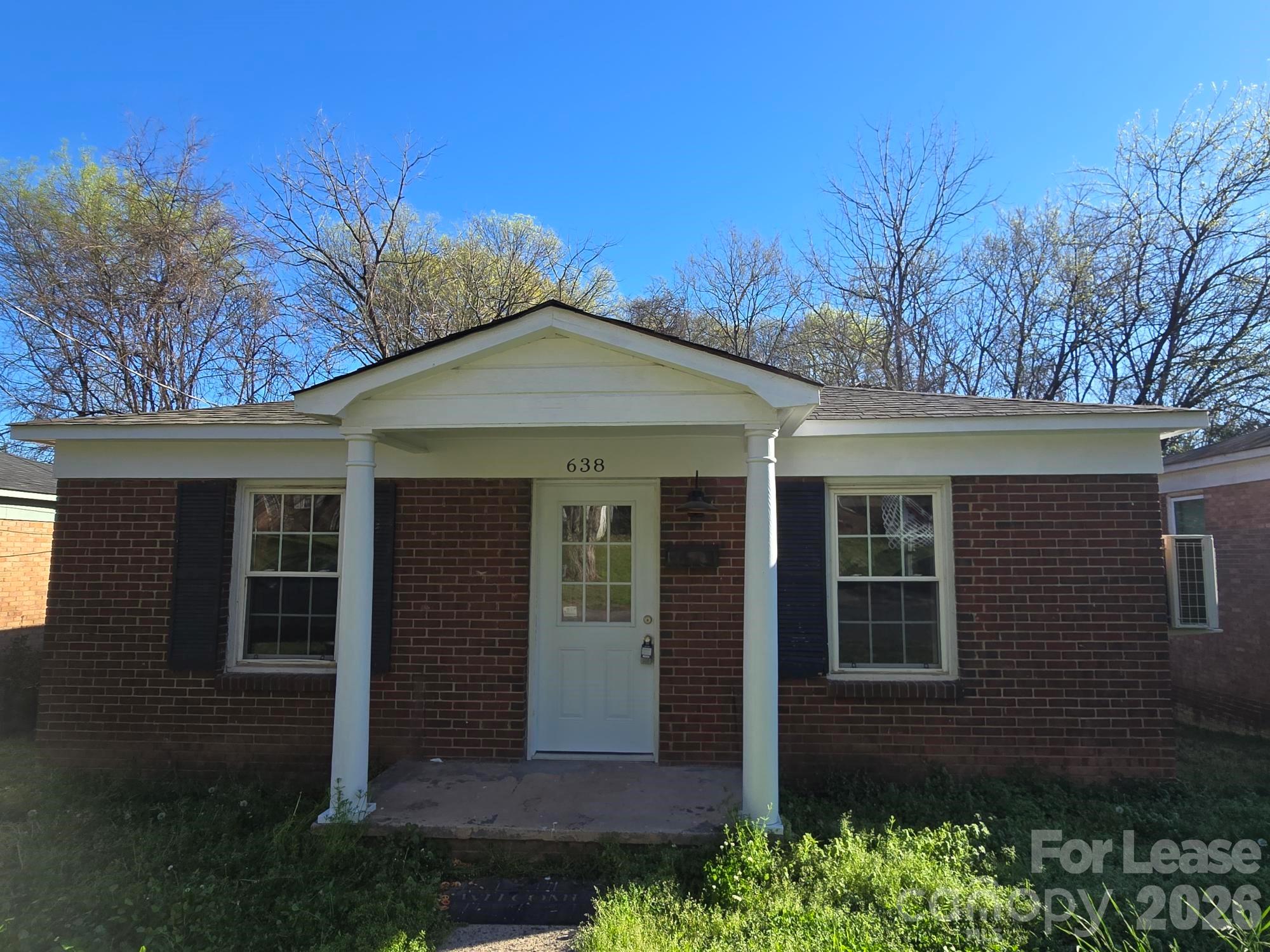 638 Miller Street Charlotte, NC 28203 - Photo 13 of 13 front view of a house with a yard