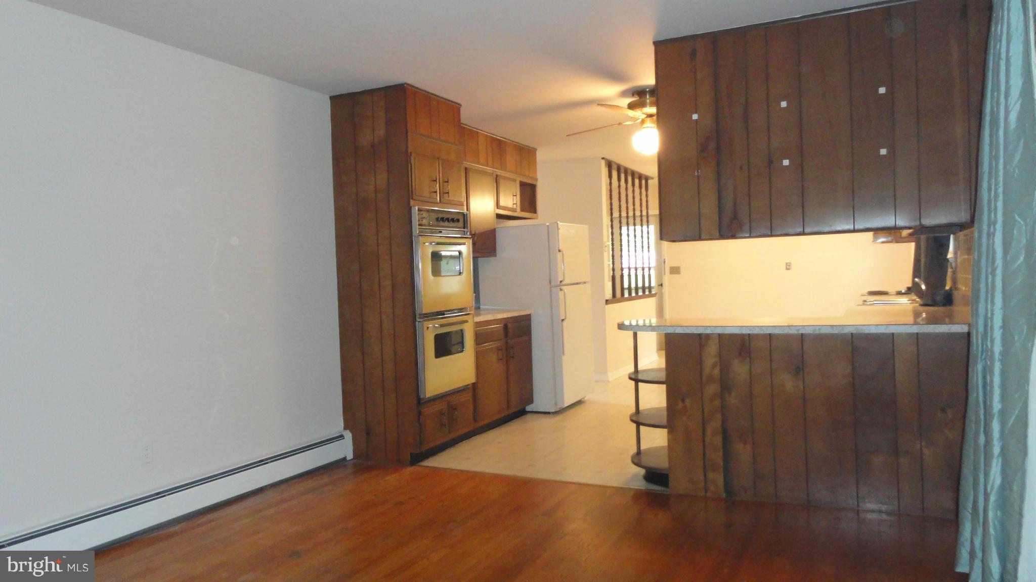 631 Meadow Branch Road Westminster, MD 21158 - Photo 3 of 29 Kitchen