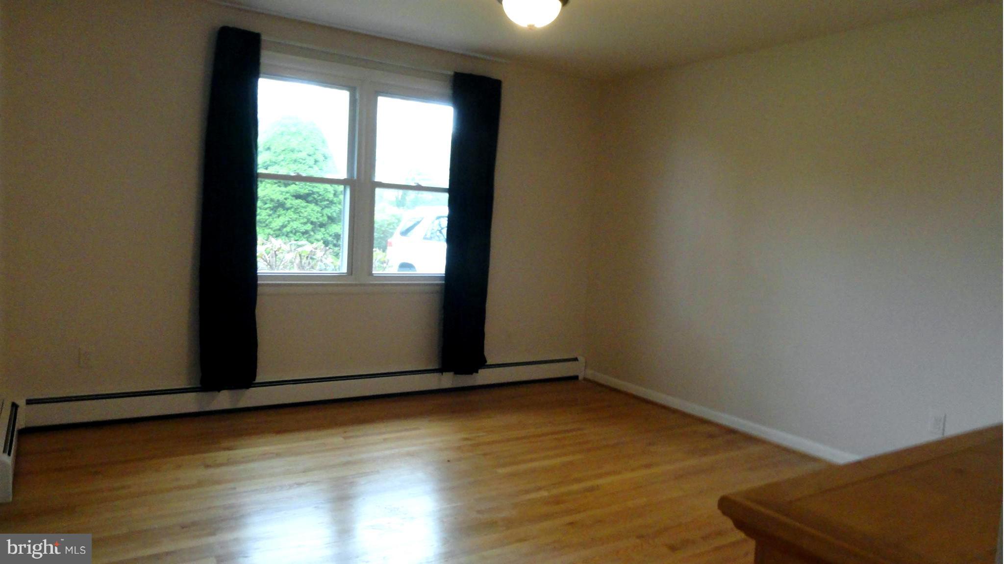 631 Meadow Branch Road Westminster, MD 21158 - Photo 10 of 29 Dining Room
