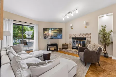 $409,900 | 5448 Pompano Drive, Minnetonka, MN 55343