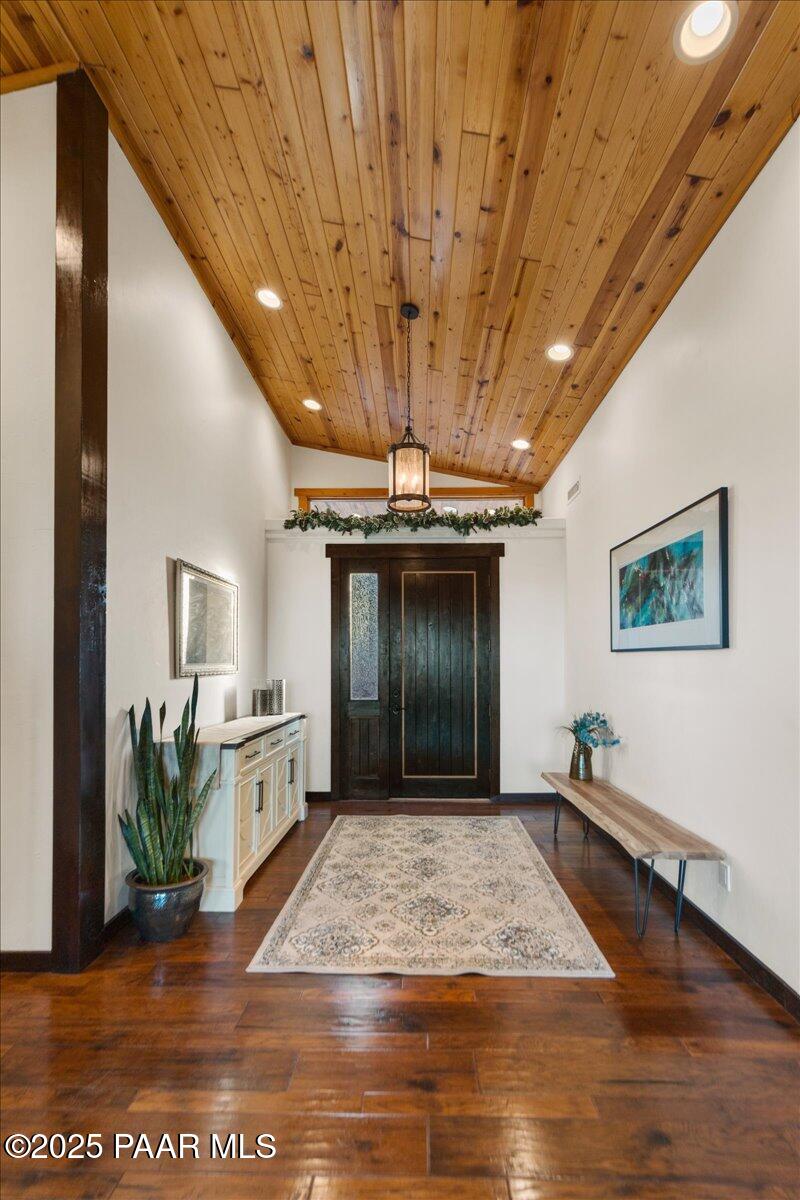 6329 North Dewey Road Prescott, AZ 86305 - Photo 18 of 101 017-Foyer