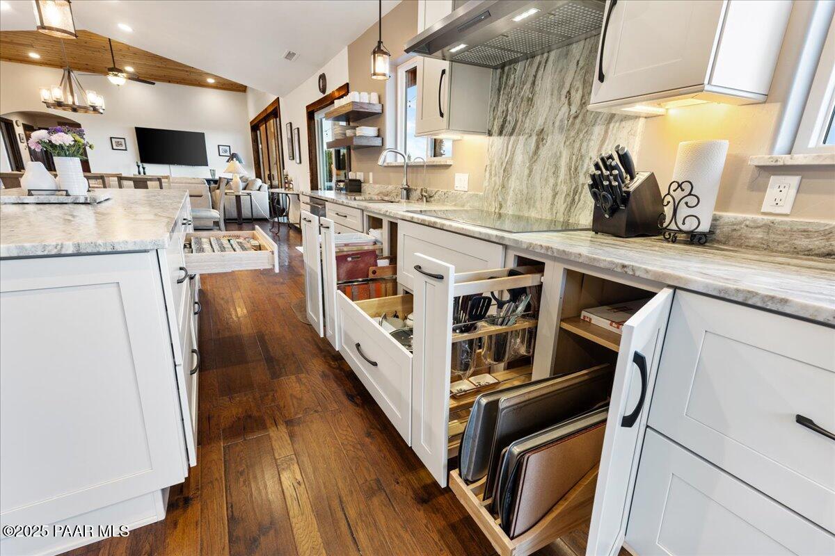 6329 North Dewey Road Prescott, AZ 86305 - Photo 40 of 101 039-Kitchen