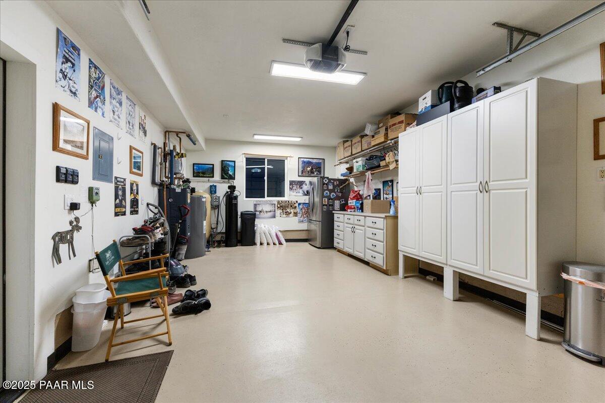 6329 North Dewey Road Prescott, AZ 86305 - Photo 73 of 101 072-Garage