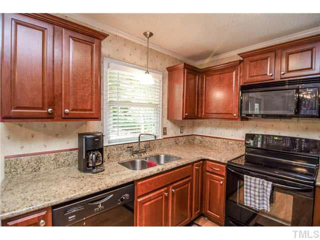 7709 Prospector Place Raleigh, NC 27615 - Photo 4 of 22
