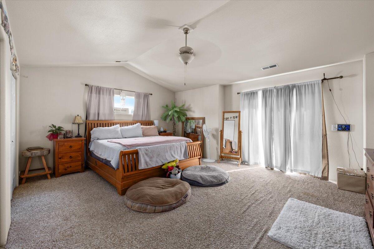 114 Cedar Street Central Point, OR 97502 - Photo 21 of 47 12-CI_2918