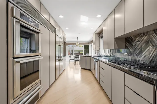 $1,599,000 | 1755 Overland Trail, Deerfield, IL 60015