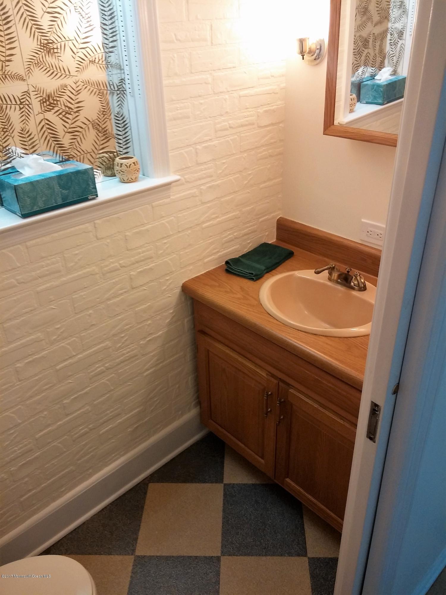 368 Bennington Road Freehold, NJ 07728 - Photo 26 of 35 powder room